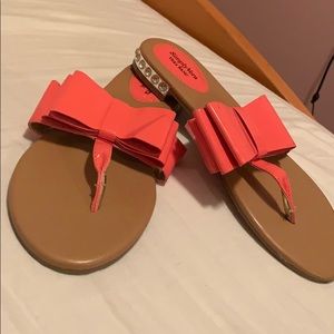 Vera wang flip flops